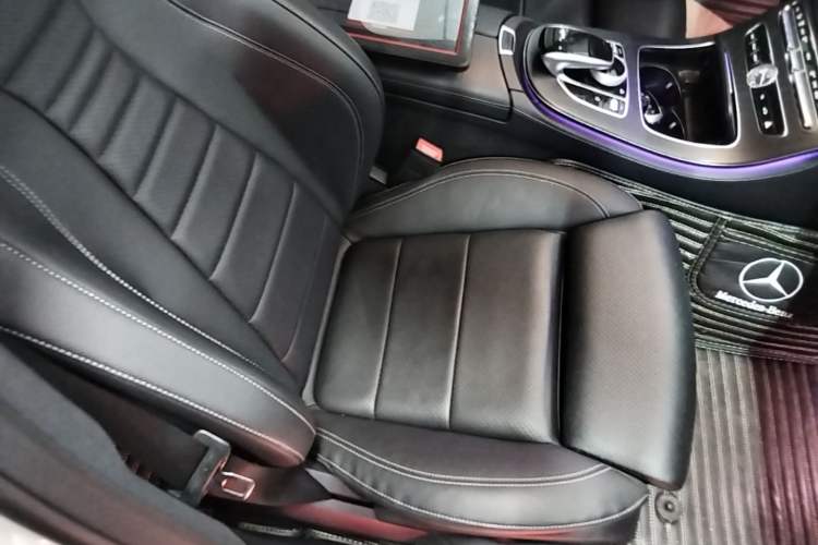 Used Mercedes-Benz E-Class 2018 Facelift E 200 L Sport Edition Right Front Seat