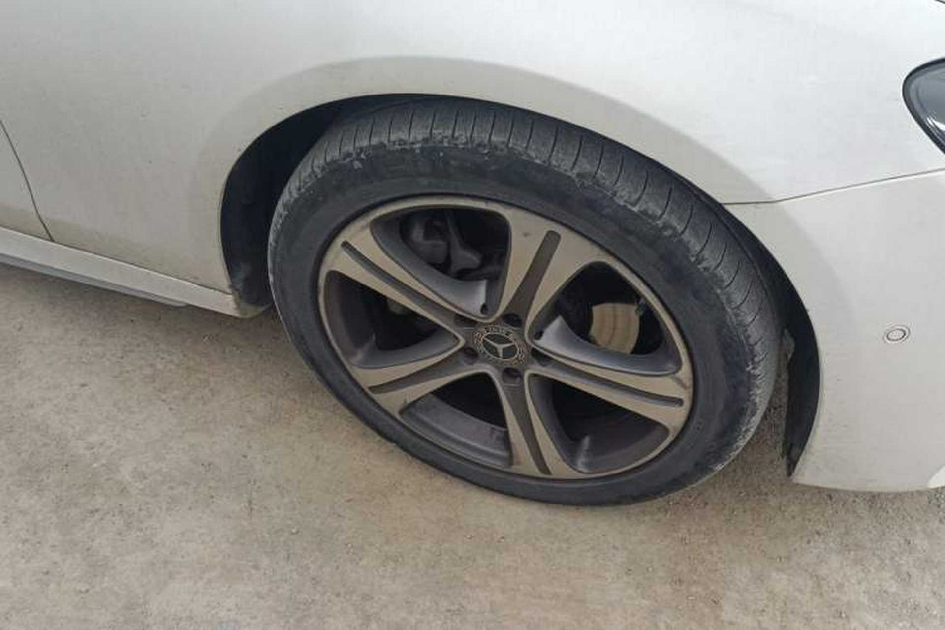 Used Mercedes-Benz E-Class 2018 E 200 L Sport Edition Right Front Wheel Hub