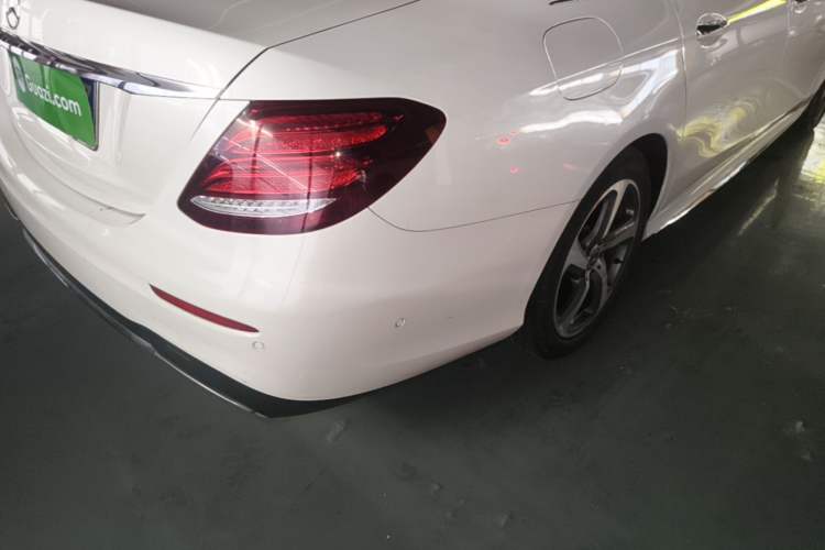 Used Mercedes-Benz E-Class 2018 Restyled E 300 L Sporty and Stylish Edition Right Rear Taillight