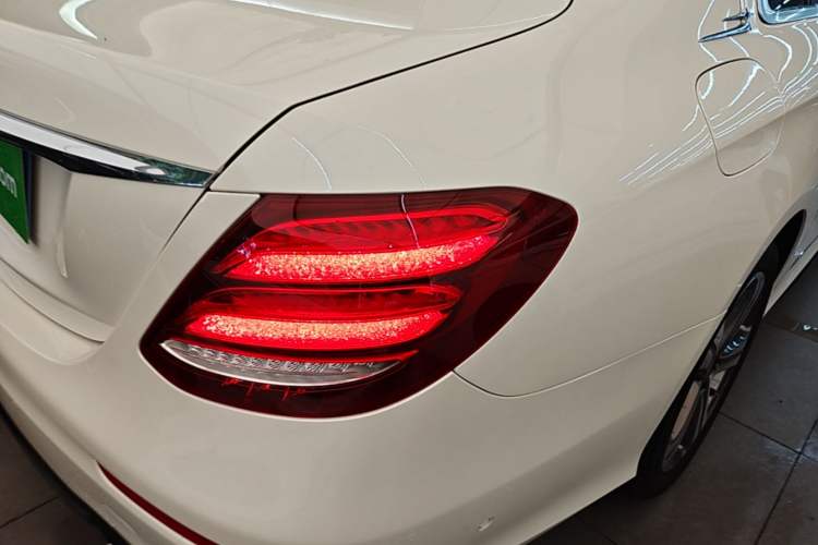 Used Mercedes-Benz E-Class 2018 E 200 L Sport Edition Right Rear Taillight