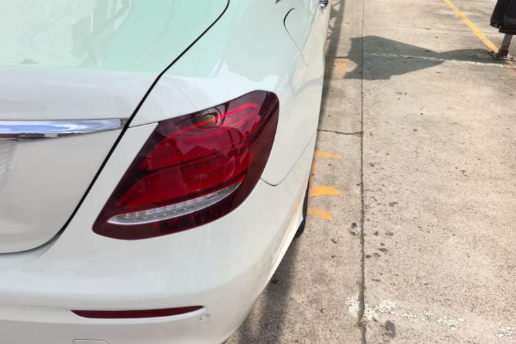 Used Mercedes-Benz E-Class 2018 E 200 L Sport Edition Right Rear Taillight