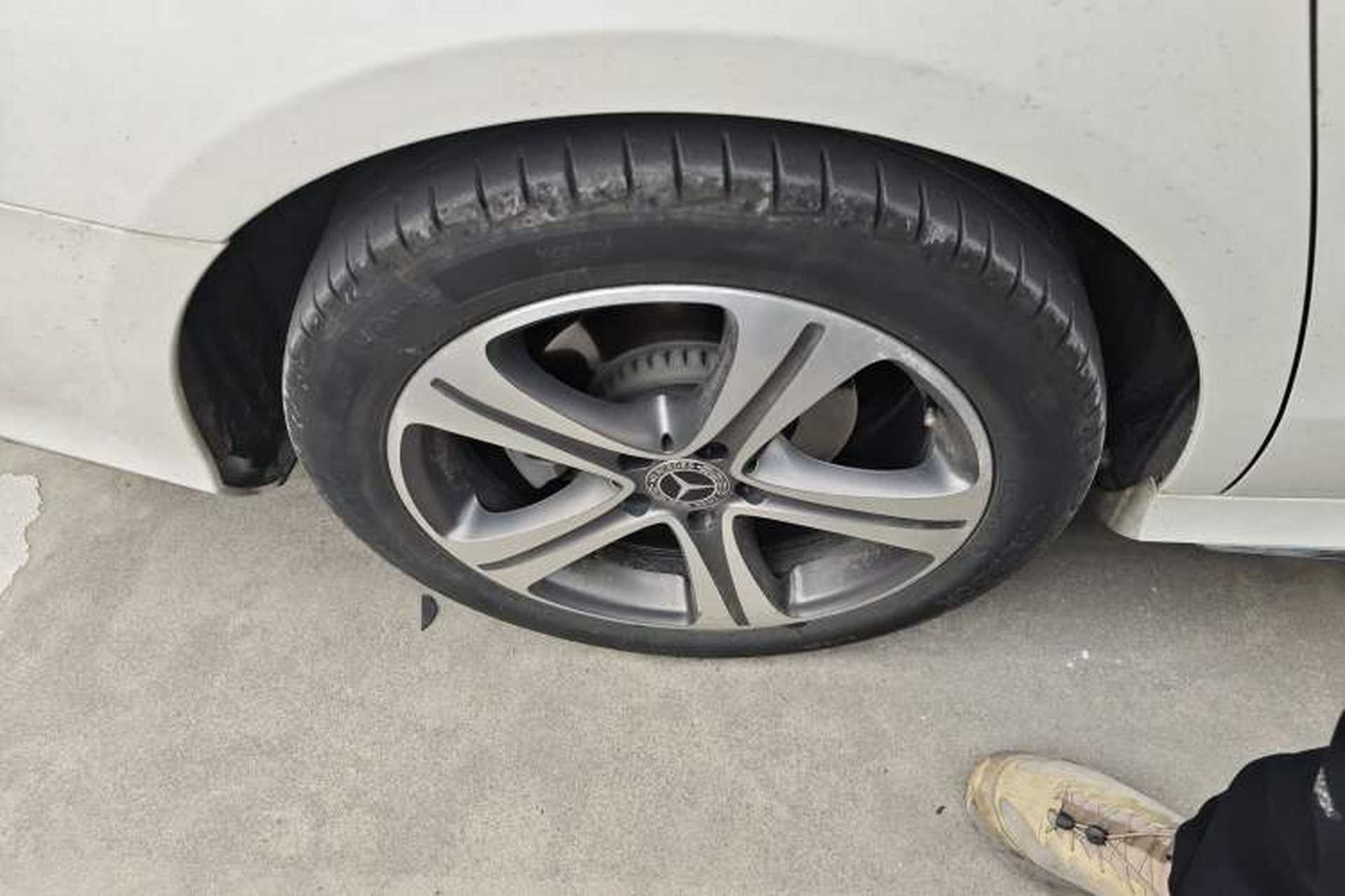 Used Mercedes-Benz E-Class 2018 Facelift E 200 L Sport Edition Right Rear Wheel Hub