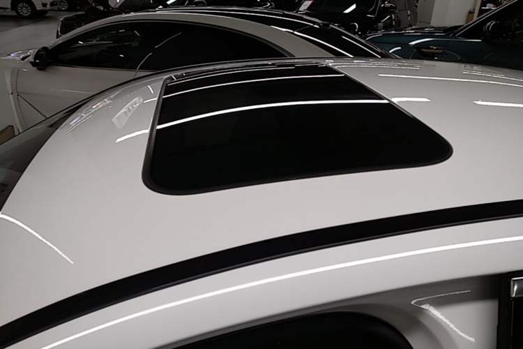Used Mercedes-Benz E-Class 2018 Facelift E 200 L Sport Edition Roof