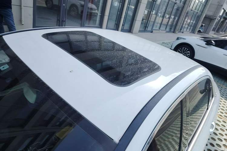Used Mercedes-Benz E-Class 2018 Facelift E 200 L Sport 4MATIC Roof