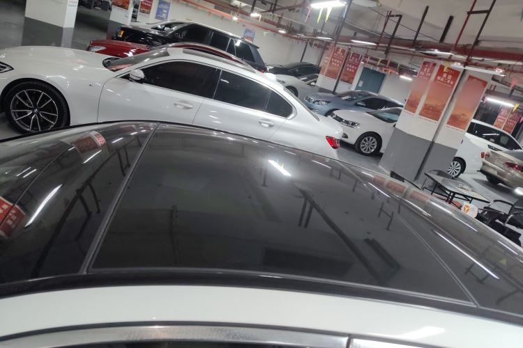 Used Mercedes-Benz E-Class 2018 Facelift E 200 L Sport Edition Roof