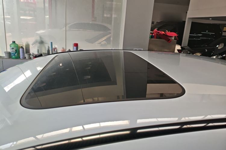 Used Mercedes-Benz E-Class 2018 E 200 L Sport Edition Roof