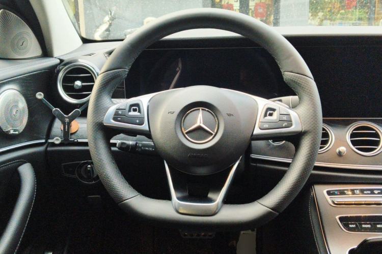 Used Mercedes-Benz E-Class 2018 E 300 L Sporty and Stylish Model Steering Wheel