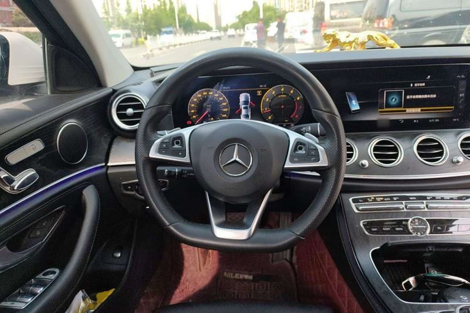 Used Mercedes-Benz E-Class 2018 E 200 L Sport Edition Steering Wheel