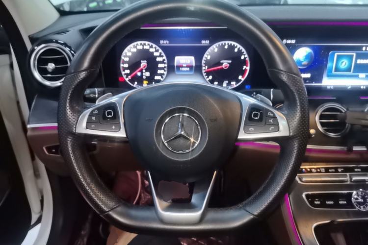 Used Mercedes-Benz E-Class 2018 Restyled E 300 L Sporty and Stylish Edition Steering Wheel
