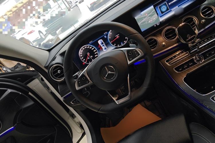 Used Mercedes-Benz E-Class 2018 E 200 L Sport Edition Steering Wheel
