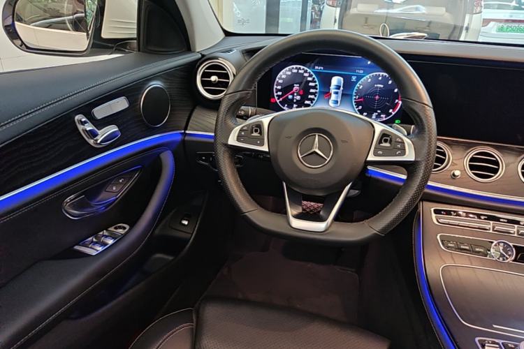 Used Mercedes-Benz E-Class 2018 E 200 L Sport Edition Steering Wheel