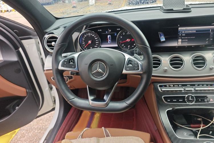 Used Mercedes-Benz E-Class 2018 E 200 Sport 4MATIC Steering Wheel