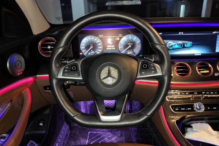 Used Mercedes-Benz E-Class 2018 E 200 L Sport 4MATIC Steering Wheel