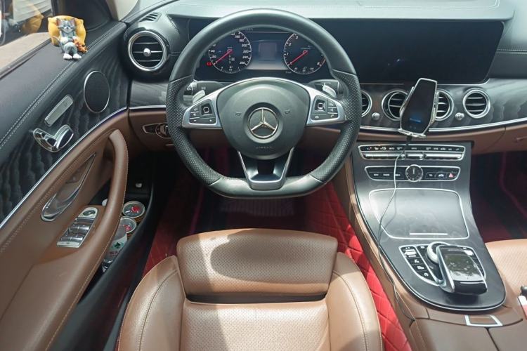 Used Mercedes-Benz E-Class 2018 Facelift E 200 L Sport Edition Steering Wheel