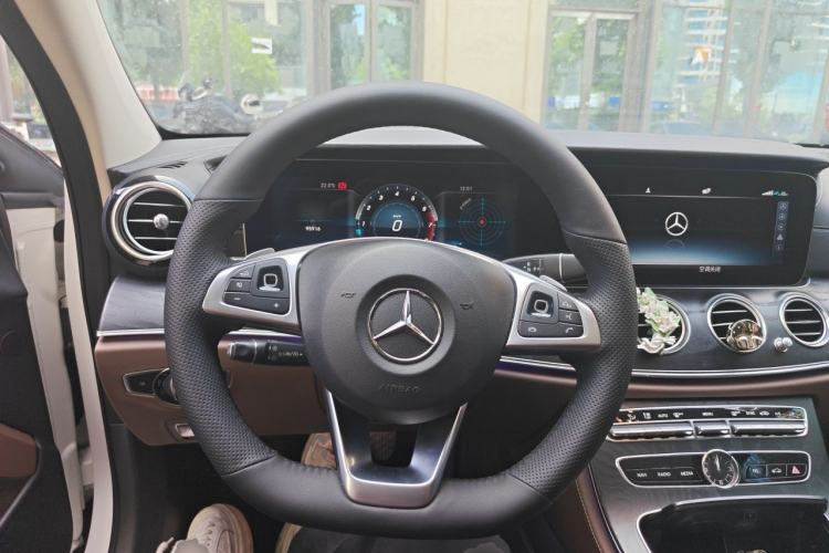 Used Mercedes-Benz E-Class 2018 Restyled E 300 L Sporty and Stylish Edition Steering Wheel