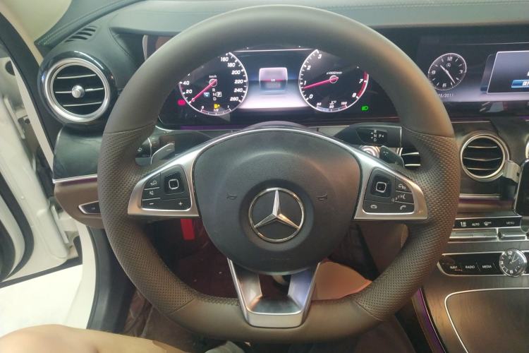 Used Mercedes-Benz E-Class 2018 E 200 L Sport Edition Steering Wheel