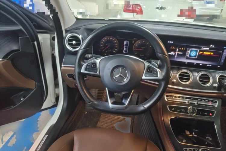 Used Mercedes-Benz E-Class 2018 Restyled E 300 L Sporty and Stylish Edition Steering Wheel