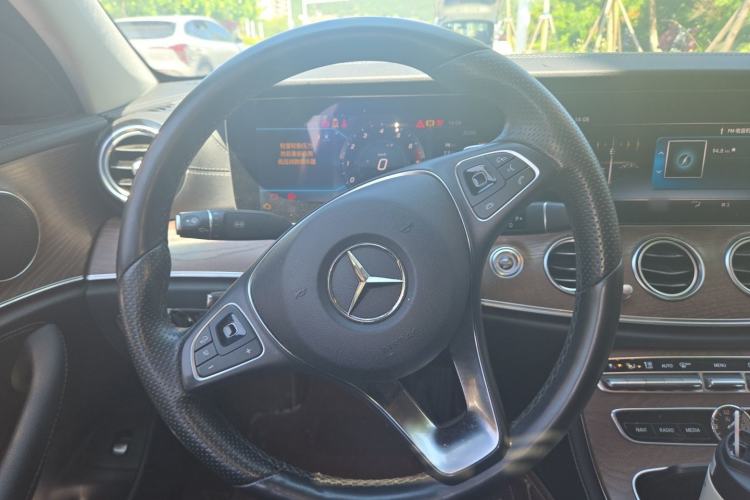 Used Mercedes-Benz E-Class 2018 Facelift E 200 L Steering Wheel
