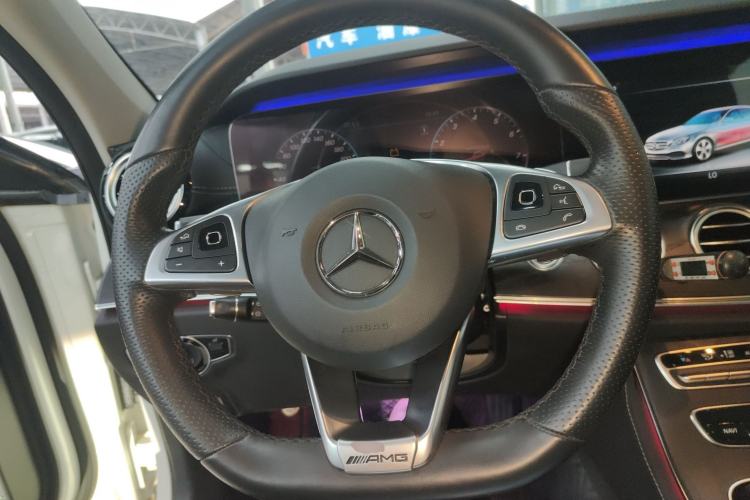 Used Mercedes-Benz E-Class 2018 Restyled E 300 L Sport Luxury Edition Steering Wheel