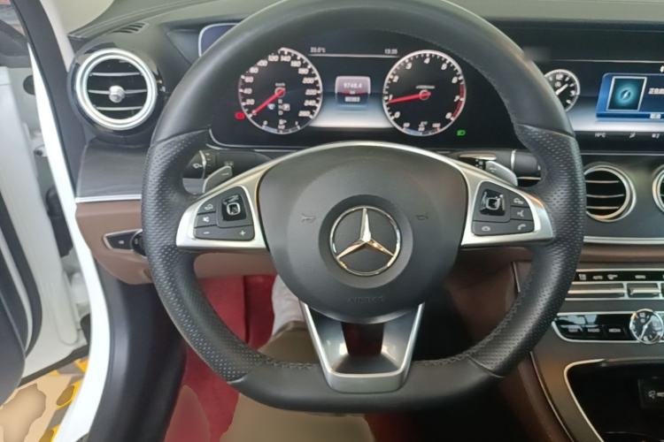 Used Mercedes-Benz E-Class 2018 Facelift E 200 L Sport 4MATIC Steering Wheel