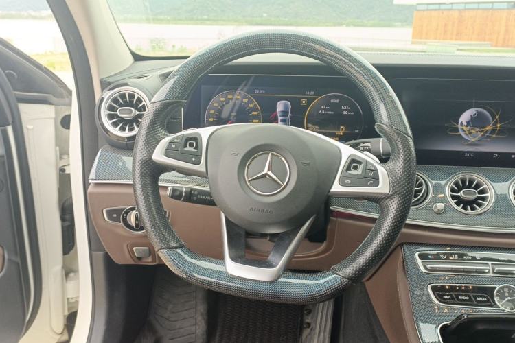 Used Mercedes-Benz E-Class 2018 E 200 L Sport Edition Steering Wheel