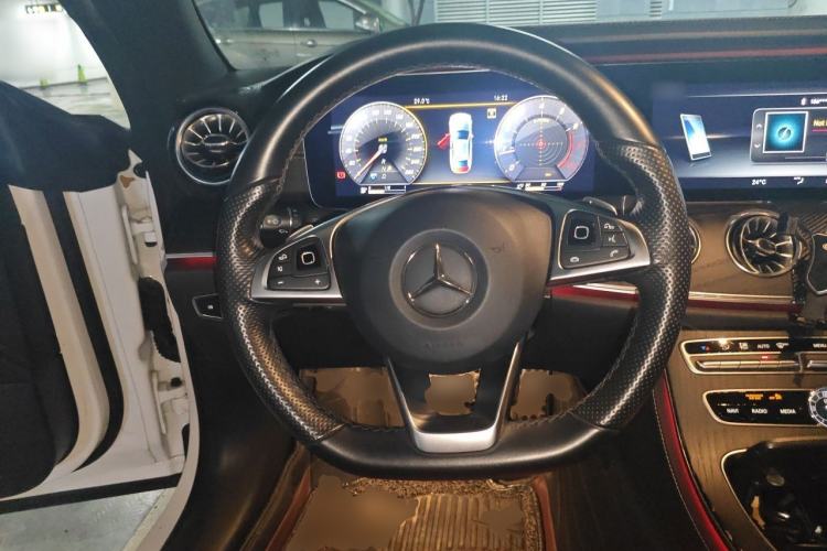 Used Mercedes-Benz E-Class 2018 E 200 Coupe Steering Wheel