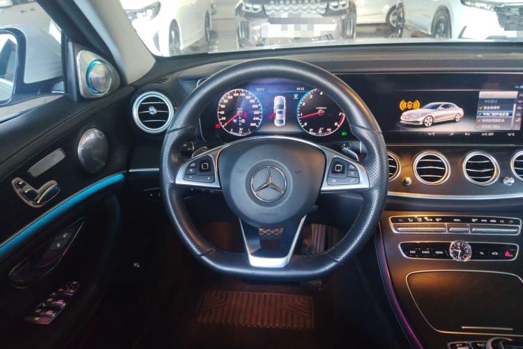Used Mercedes-Benz E-Class 2018 Facelift E 200 L Sport Edition Steering Wheel