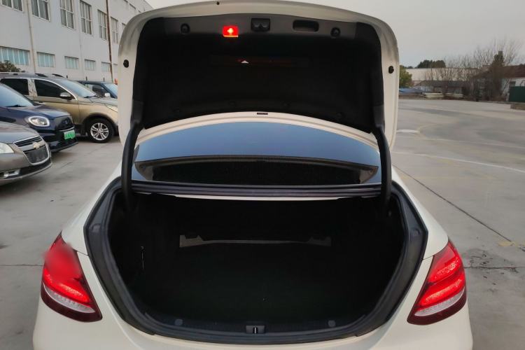 Used Mercedes-Benz E-Class 2018 Facelift E 200 L Sport Edition Trunk