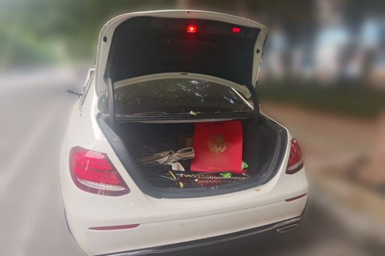 Used Mercedes-Benz E-Class 2018 E 300 L Luxury Model Trunk