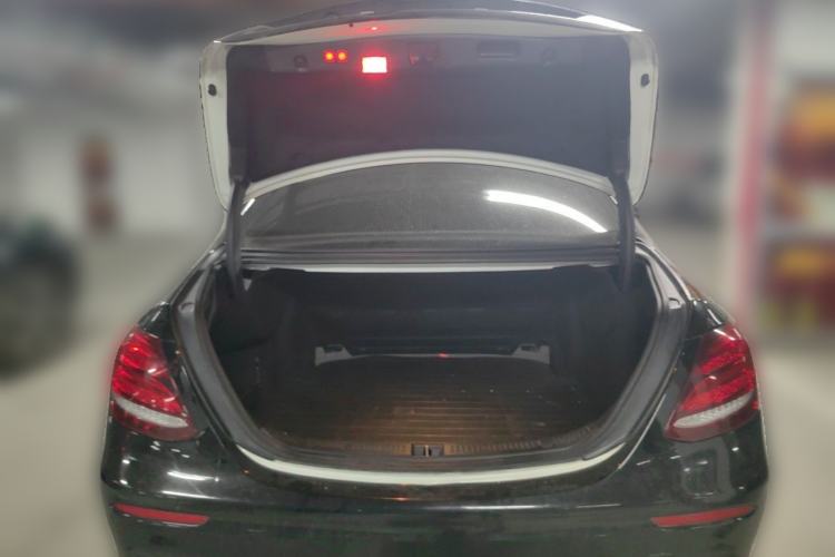 Used Mercedes-Benz E-Class 2018 Facelift E 200 L Sport Edition Trunk