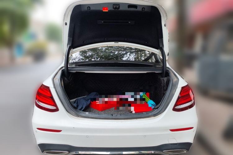 Used Mercedes-Benz E-Class 2018 E 200 L Sport 4MATIC Trunk