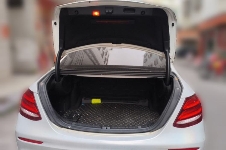 Used Mercedes-Benz E-Class 2018 Facelift E 200 L Sport Edition Trunk