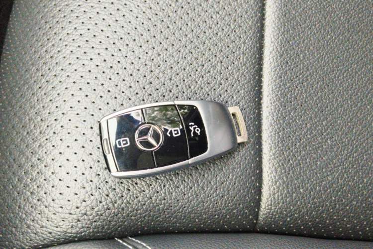 Used Mercedes-Benz E-Class 2018 E 300 L Sporty and Stylish Model Vehicle Key