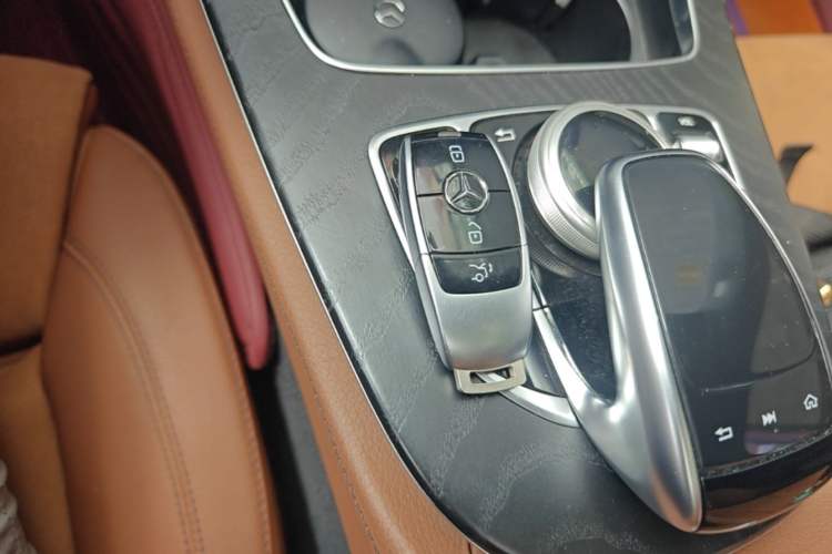 Used Mercedes-Benz E-Class 2018 E 200 Sport 4MATIC Vehicle Key