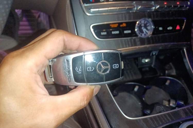 Used Mercedes-Benz E-Class 2018 Restyled E 300 L Sport Luxury Edition Vehicle Key