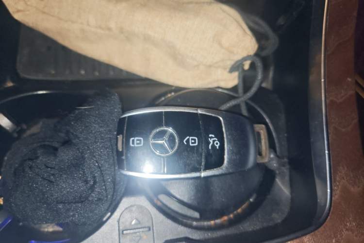 Used Mercedes-Benz E-Class 2018 E 300 L Luxury Model Vehicle Key