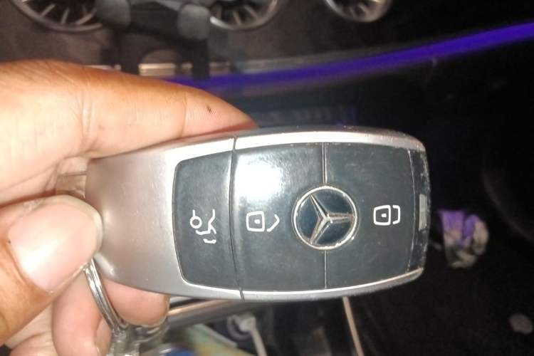 Used Mercedes-Benz E-Class 2018 E 200 Coupe Vehicle Key