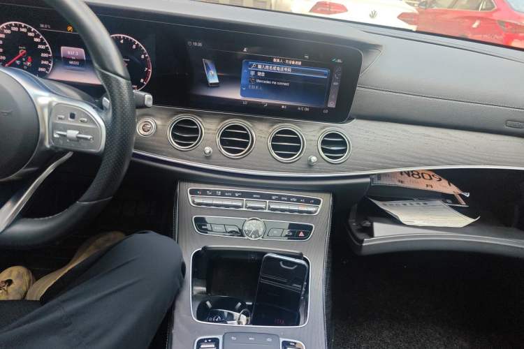 Used Mercedes-Benz E-Class 2019 Restyled E 300 L Sporty and Stylish Edition Audio And AC Panel