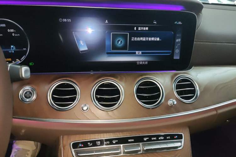 Used Mercedes-Benz E-Class 2019 E 200 L Audio And AC Panel