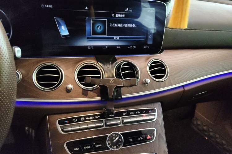 Used Mercedes-Benz E-Class 2019 Facelifted E 300 L Stylish Version Audio And AC Panel
