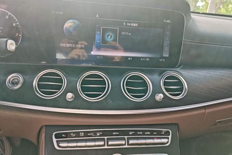 Used Mercedes-Benz E-Class 2019 E 200 L Sport Edition Audio And AC Panel