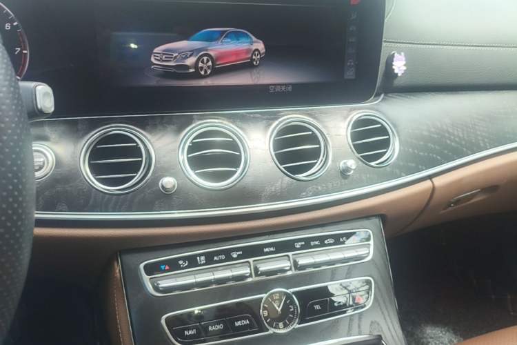 Used Mercedes-Benz E-Class 2019 E 300 L Sporty and Stylish Model Audio And AC Panel