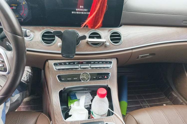 Used Mercedes-Benz E-Class 2019 E 300 L Luxury Model Audio And AC Panel