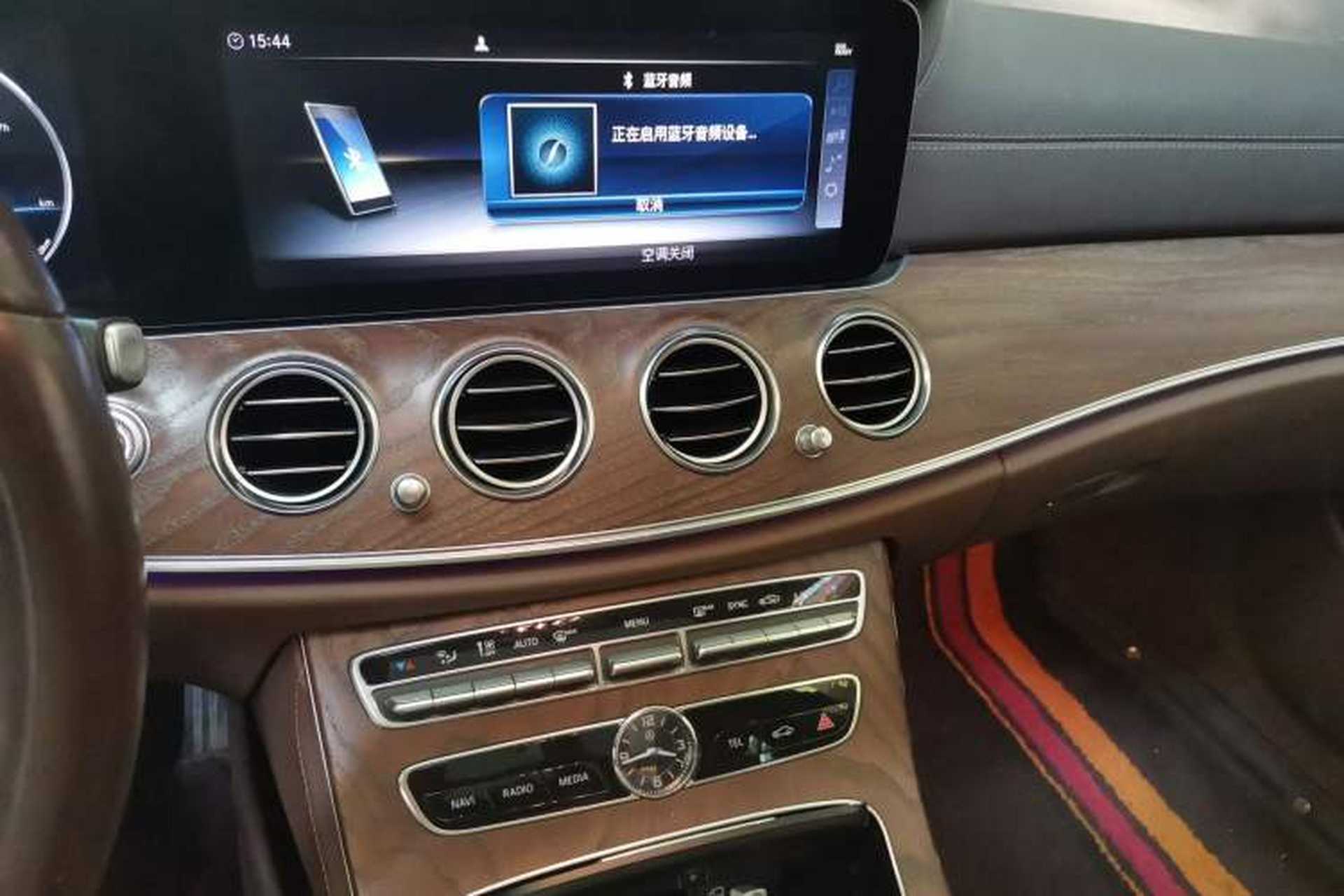 Used Mercedes-Benz E-Class 2019 Restyled E 300 L Luxury Edition Audio And AC Panel