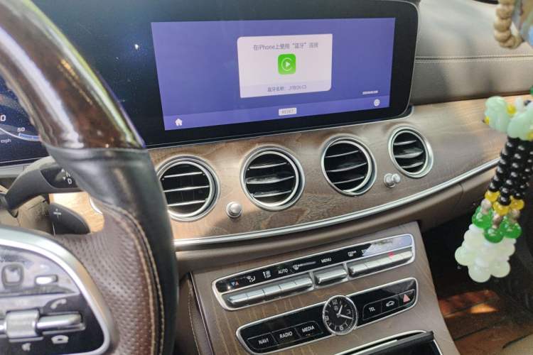 Used Mercedes-Benz E-Class 2019 E 200 L Audio And AC Panel