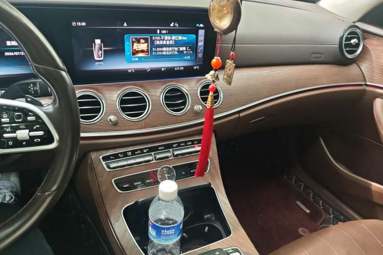 Used Mercedes-Benz E-Class 2019 Restyled E 300 L Luxury Edition Audio And AC Panel