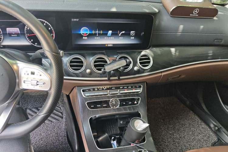 Used Mercedes-Benz E-Class 2019 E 300 L Sporty and Stylish Model Audio And AC Panel