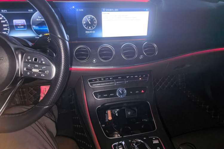 Used Mercedes-Benz E-Class 2019 Restyled E 300 L Sport Luxury Edition Audio And AC Panel