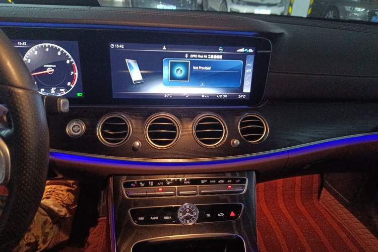 Used Mercedes-Benz E-Class 2019 E 300 L Sport Luxury Edition Audio And AC Panel