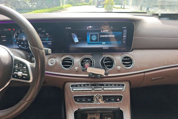 Used Mercedes-Benz E-Class 2019 E 200 L Audio And AC Panel